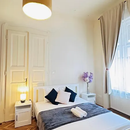 Apartament Hogyes Endre Budapesta